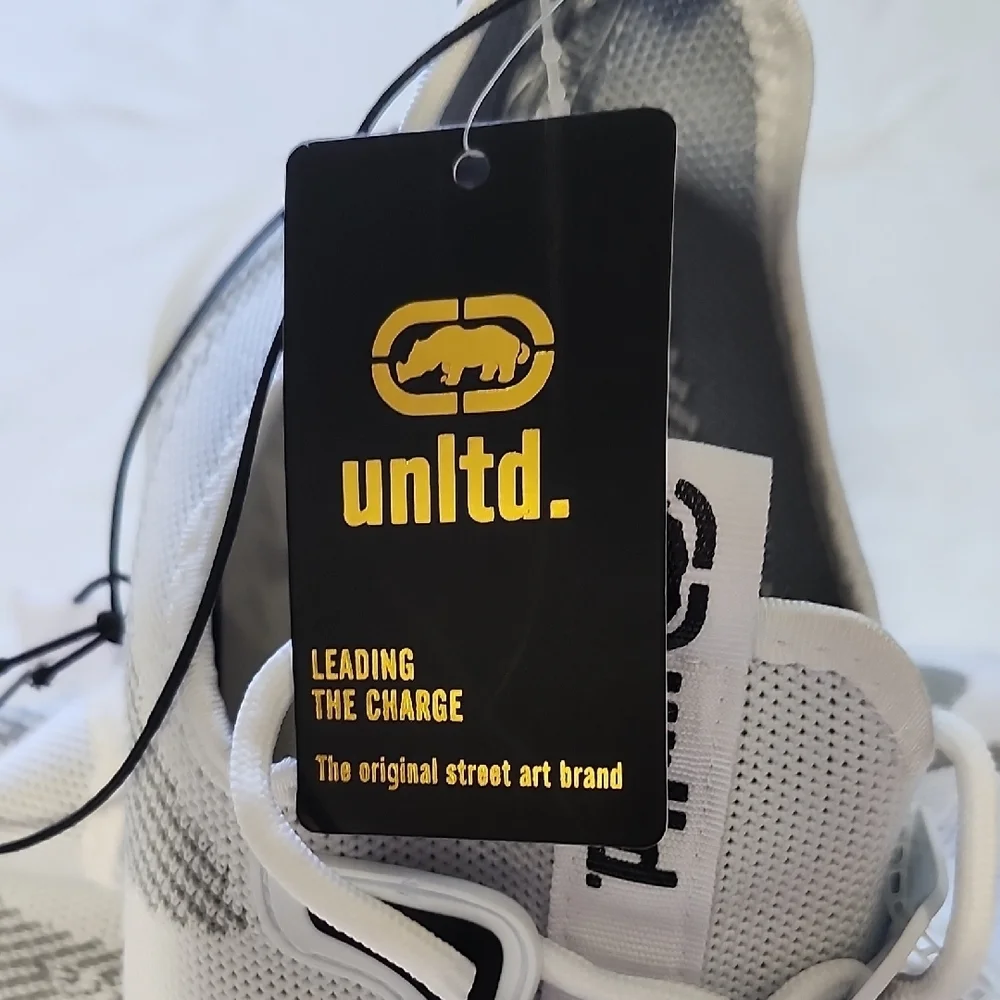 Ecko Unltd White and Gray men's knit athletic sneakers